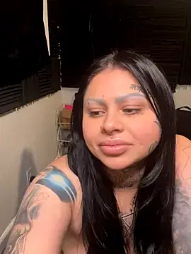 Stripchat Adult Video Chat of chicanachic13