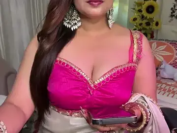 Stripchat Watch Live Sex Cams of Mahimagic_doll