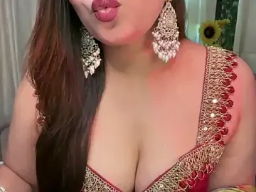 Stripchat Live Porn of Mahimagic_doll