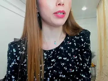 Stripchat Live Sex Cam of MileyWings