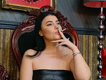 Stripchat Sex Cam of MistressEly