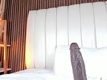 Stripchat Nude Webcam of SandraMilerr