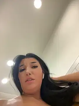 Stripchat Adult Webcams of Tisha_Busty