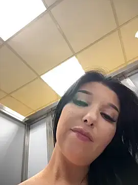 Stripchat Live Sex of Tisha_Busty