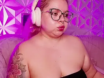 Stripchat Live Porn of Satyn_doll