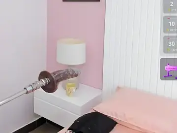 Stripchat Free Porn Cam of lauren_stone_