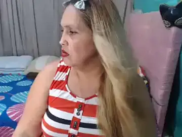 Stripchat Live Sex of mom_son_dirty