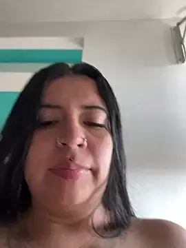 Stripchat Adult Webcam of Devilsweet17