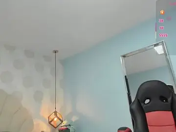 Stripchat Live Sex Cam of MAGIEVANS1