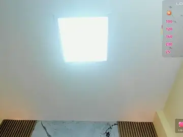 Stripchat Adult Video Chat of MAGIEVANS1