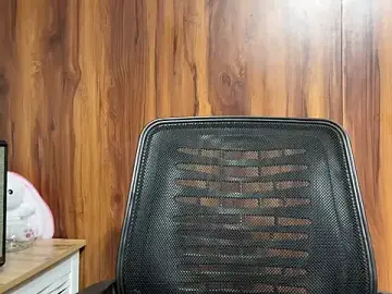 Stripchat Free Live Porn of julie_08