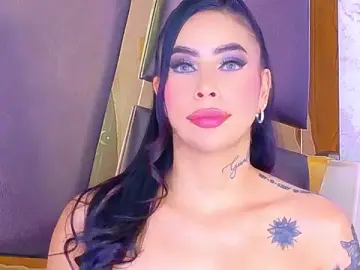 Stripchat Nude Webcam of GiahDaniels