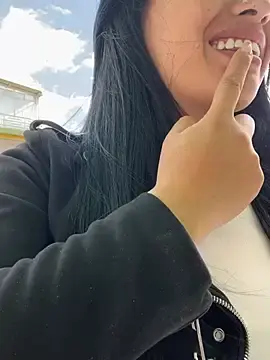 Stripchat Watch Live Sex Cams of Sara_luna_