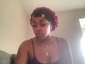 Stripchat Adult Webcam of Creamesensation