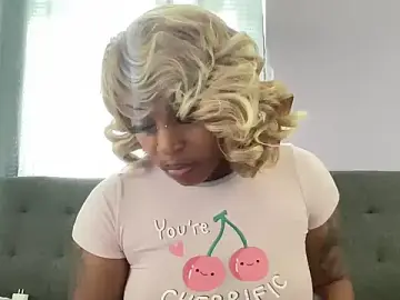 Stripchat Adult Webcam of Creamesensation