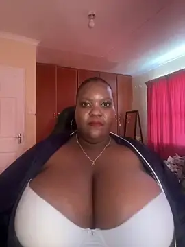 Stripchat Sex Chat of Michyboldy