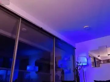 Stripchat Best live sex cam show of mandi4pole_