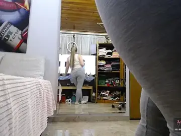 Stripchat Watch Live Sex Cams of Sahory__