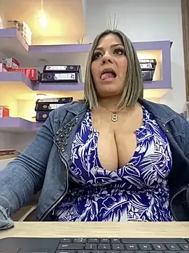 Stripchat Private Sex Chat of isabella_horney_