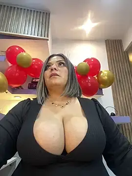 Stripchat Adult Video Chat of isabella_horney_