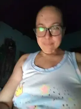 Stripchat Free Porn Cam of isabella_goddess2023