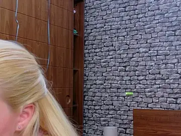 Stripchat Watch Live Sex Cams of CuteBlondeMe