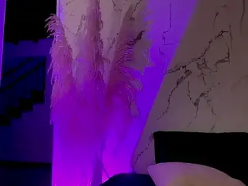 Stripchat Live Sex Cam of MarcellaGriffin