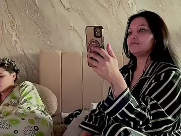 Stripchat Live Porn of MarcellaGriffin
