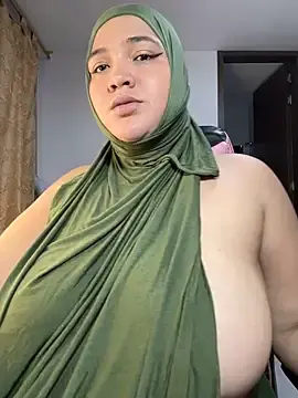 Stripchat Nude Webcam of sweetmuslim01
