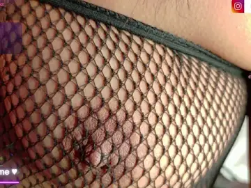 Stripchat Watch Live Sex Cams of SenniaBella