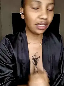 Stripchat Best Webcam of quenliyasa