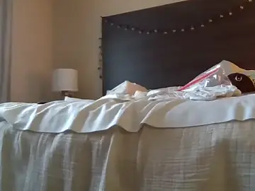 Stripchat Adult Webcam of Curved4Pleasure