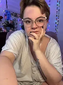 Stripchat Adult Video Chat of CurvesNChaos