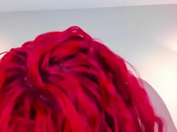 Stripchat Nude Webcam of HannaBrave