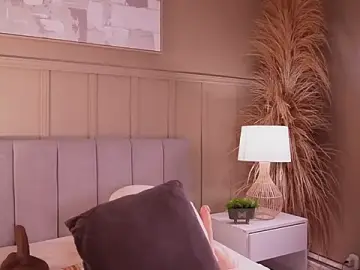 Stripchat Live Sex of curvyliciousss