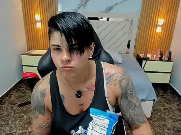 Stripchat Sex Chat of KAROLLJONES1