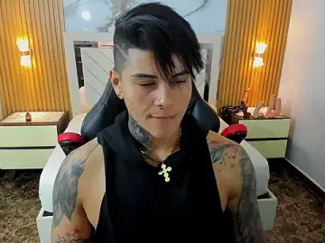 Stripchat Best Webcam of KAROLLJONES1