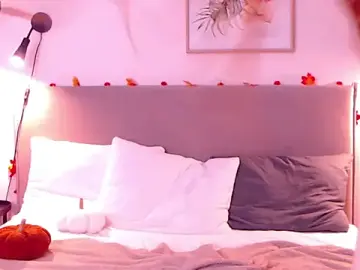 Stripchat Free Porn Cam of SaraMoor