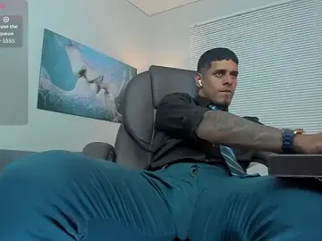 Stripchat Nude Webcam of vincen_jose