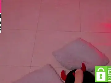Stripchat Best live sex cam show of GalaxGnn_