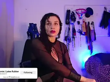 Stripchat Sex Chat of mylatexpleasure