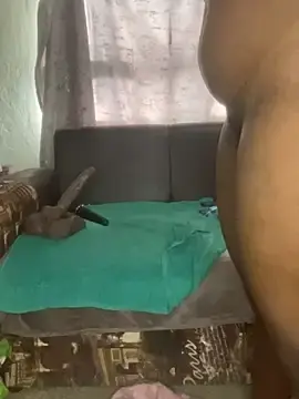 Stripchat Watch Live Sex Cams of BigRound-Bootayy