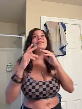 Stripchat Adult Webcam of Bigbuttbrooklynn