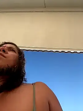 Stripchat Live Sex Cam of Bigbuttbrooklynn