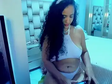 Stripchat Free Porn Cam of alaskmiller1
