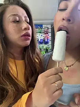 Stripchat Live Sex Cam of roouse