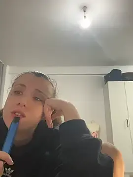 Stripchat Live Sex Cam of bunnythetailor