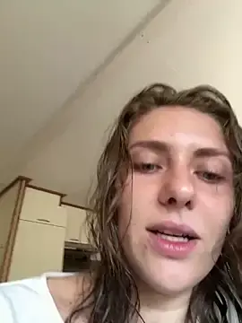 Stripchat Free Porn Cam of MariiD