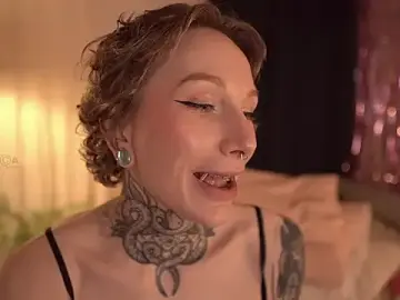 Stripchat Adult Webcams of ifuckingtoy_