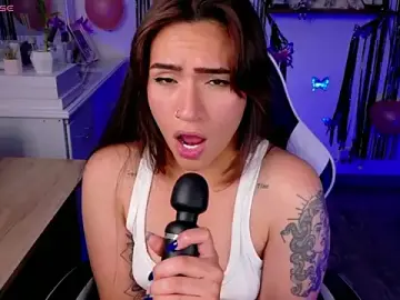 Stripchat Best live sex cam show of ImLui_lu